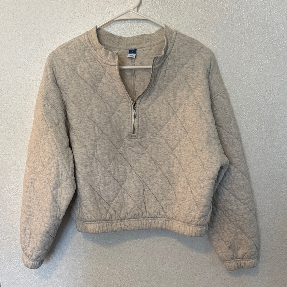 Old Navy Quilted Half-Zip Pullover - Light Heather Gray